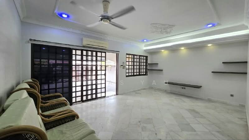 Ipoh Garden untuk Untuk Dijual - RM 360,000, Apr 2026 - Living Room - PropertyGuru.com.my