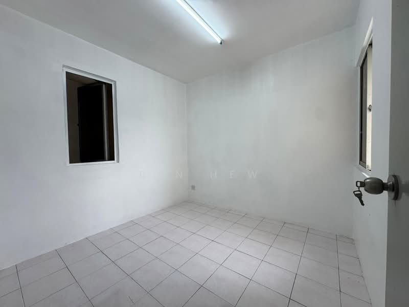 Untuk Dijual - Taman Kristal