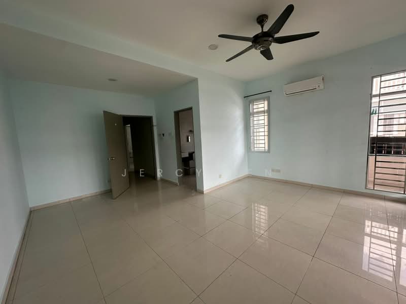 Cluster House for Sale in Horizon Hills (Iskandar Puteri (Nusajaya)) - Jercy Ten - Living Room - PropertyGuru.com.my