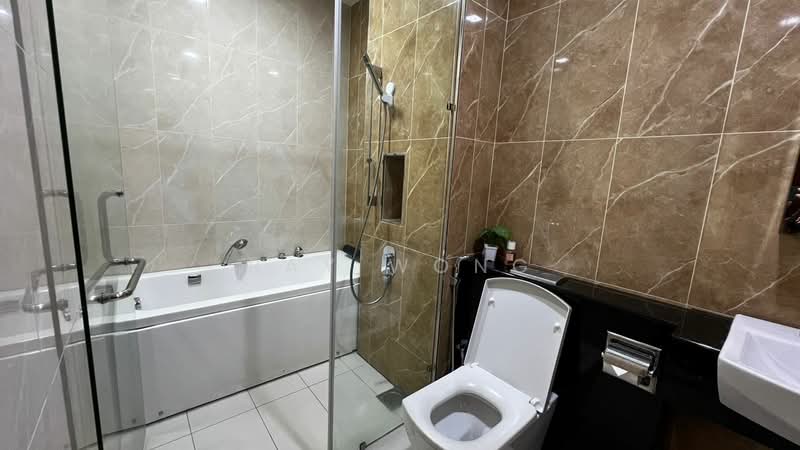 Service Residence for Rent at Paragon Suites @ CIQ - Ray Wong - Bathroom - PropertyGuru.com.my