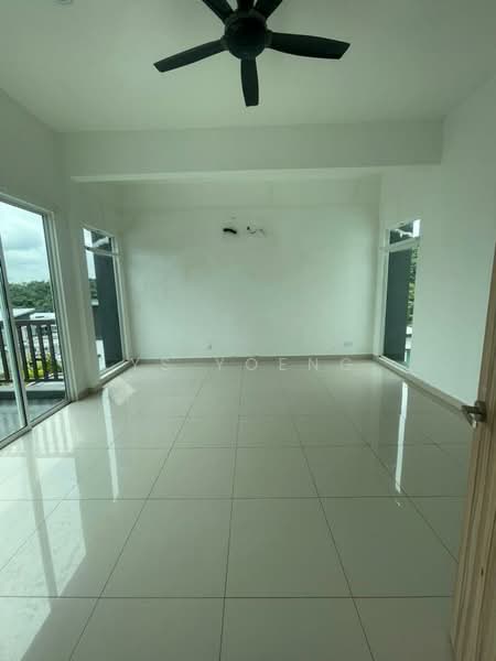 Jalan R14 untuk Untuk Dijual - RM 1,650,000, Apr 2026 - Living Room - PropertyGuru.com.my