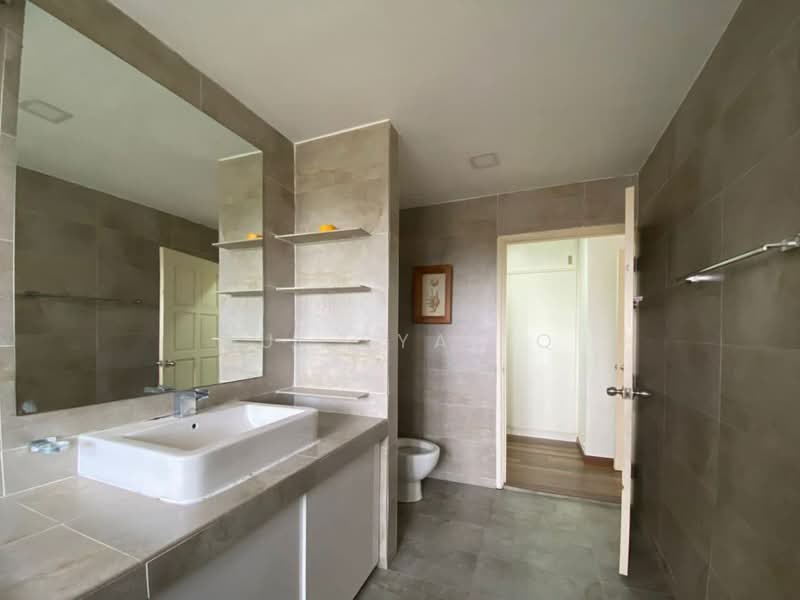 Apartment for Sale at Taman Hijau Apartment - Zul Syafiq - Bathroom - PropertyGuru.com.my