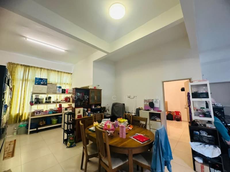 Semi-Detached House for Sale in Gelang Patah (Johor) - Tori Cheon - Dining Room - PropertyGuru.com.my