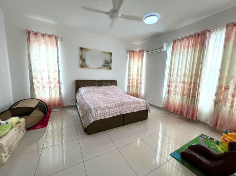Taman Seri Austin untuk Untuk Dijual - RM 1,250,000, Apr 2026 - Bedroom - PropertyGuru.com.my