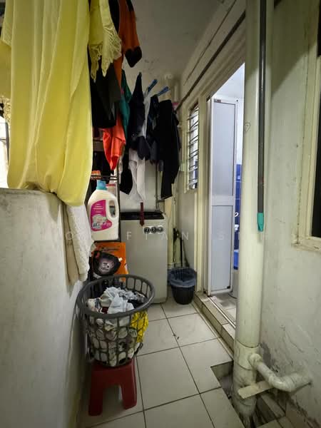 Flat for Sale at Kelumpuk Dahlia / Melati - Norafian SMH - Interior - PropertyGuru.com.my