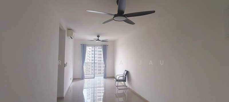 MIRA at Shorea Park untuk Untuk Disewa - RM 1,750 /bulan, Apr 2026 - Living Room - PropertyGuru.com.my