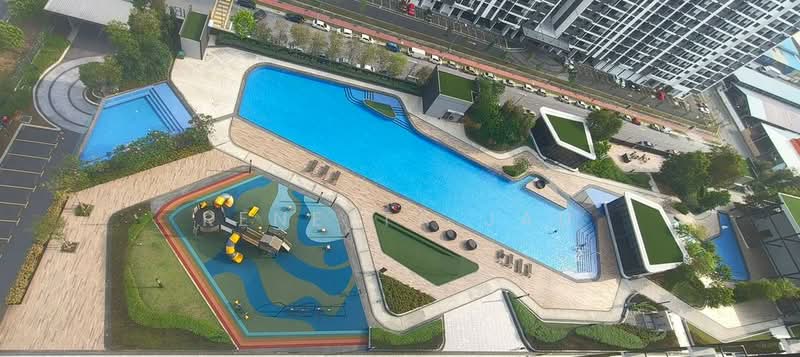 MIRA at Shorea Park untuk Untuk Disewa - RM 1,750 /bulan, Apr 2026 - Pool - PropertyGuru.com.my