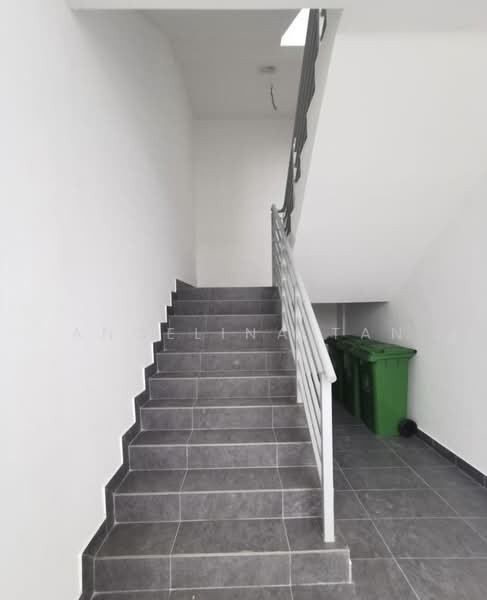 Factory for Rent in Taman Perniagaan Setia (Johor Bahru) - Angelina Tan - Corridor - PropertyGuru.com.my