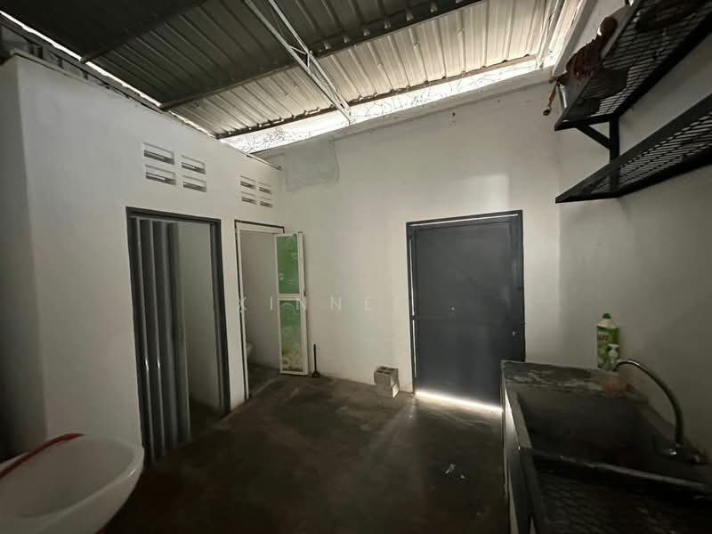 Kedai / Pejabat untuk Disewa di Kampung Malabar (George Town) - Xinnee . - Interior - PropertyGuru.com.my