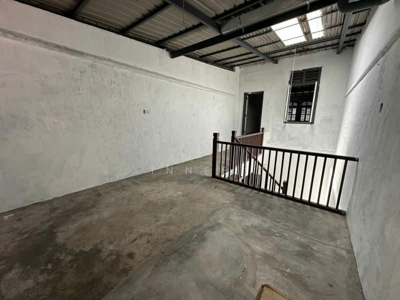 Kedai / Pejabat untuk Disewa di Kampung Malabar (George Town) - Xinnee . - Interior - PropertyGuru.com.my