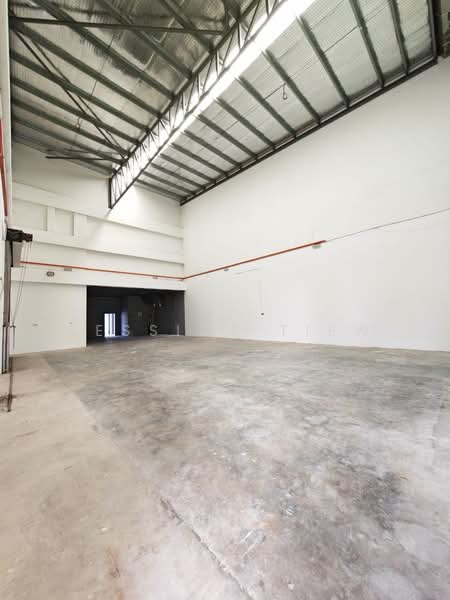 Factory for Rent in Taman Perniagaan Setia (Johor Bahru) - Jessica Tiew - Interior - PropertyGuru.com.my