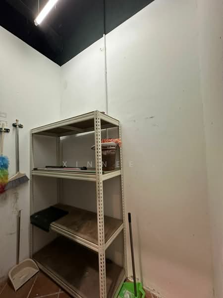 Shop / Office for Rent in Kampung Jawa Baru (George Town) - Xinnee . - Interior - PropertyGuru.com.my