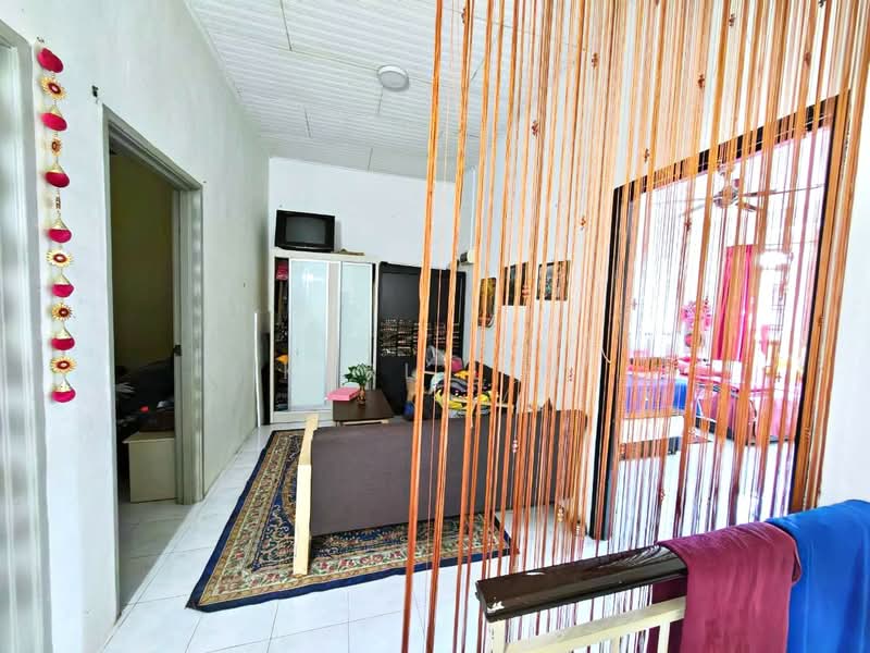 Taman Nusa Bestari 2 untuk Untuk Dijual - RM 728,000, Apr 2026 - Living Room - PropertyGuru.com.my