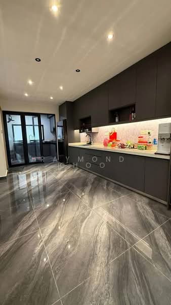 3-storey Terraced House for Sale in Bandar Botanic (Klang) - Raymond Choo - Kitchen - PropertyGuru.com.my
