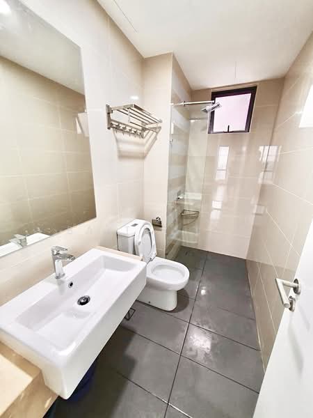 United Point (Residensi Berpadu) untuk Untuk Disewa - RM 2,399 /bulan, Apr 2026 - Bathroom - PropertyGuru.com.my