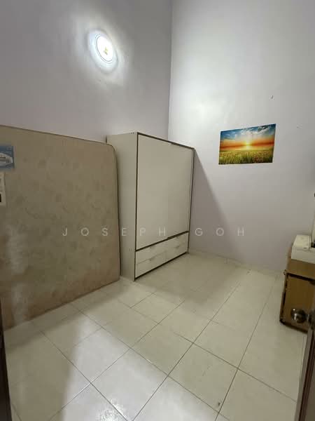 For Sale - TAMAN KEMPAS INDAH