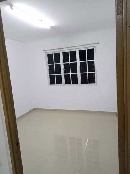 Kelumpuk Dahlia / Melati untuk Untuk Dijual - RM 190,000, Apr 2026 - Interior - PropertyGuru.com.my