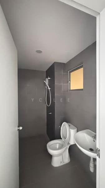 Residensi Sateria untuk Untuk Disewa - RM 1,500 /bulan, Apr 2026 - Bathroom - PropertyGuru.com.my