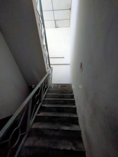 Kilang untuk Disewa di Kawasan Perindustrian Ringan Bercham (Ipoh) - Billy Ng - Corridor - PropertyGuru.com.my