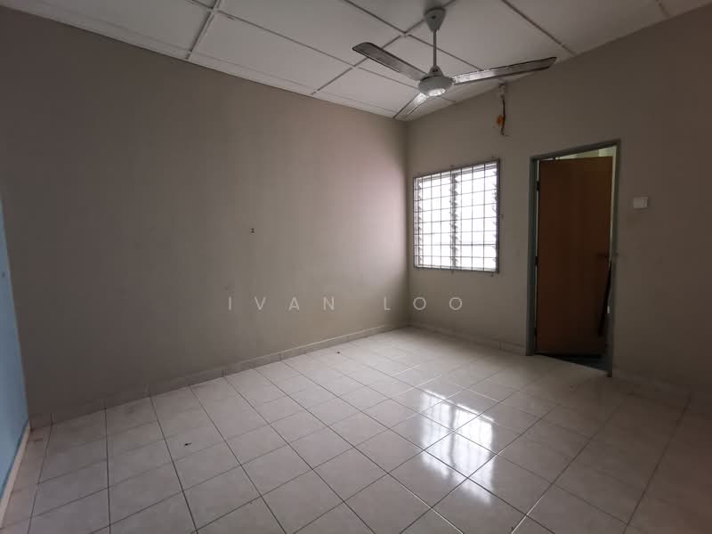 2.5-storey Terraced House for Sale in Saujana Damansara (Damansara Damai) - Ivan Loo - Interior - PropertyGuru.com.my