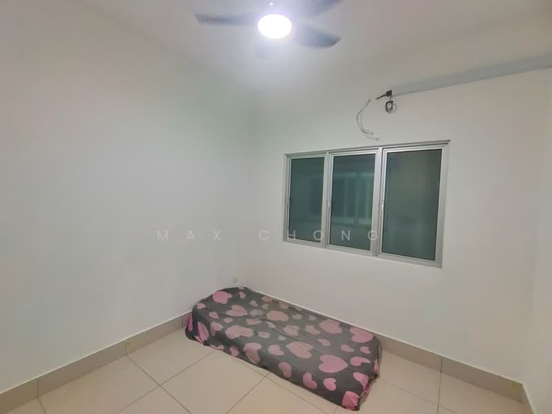 Service Residence for Sale at Razak City Residences (RC Residences) - Max Chong - Bedroom - PropertyGuru.com.my