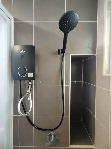 Service Residence for Sale at Razak City Residences (RC Residences) - Max Chong - Bathroom - PropertyGuru.com.my