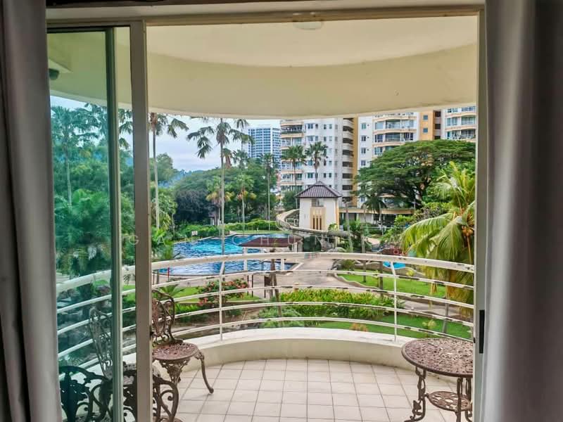Gold Coast Resort Condominium untuk Untuk Disewa - RM 2,000 /bulan, Apr 2026 - Balcony - PropertyGuru.com.my