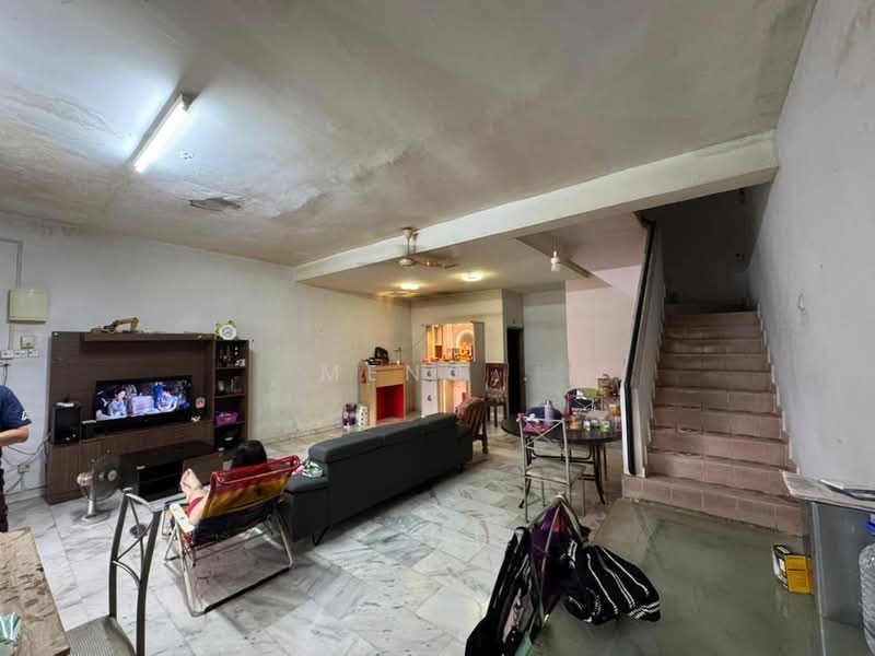 2-storey Terraced House for Sale in Skudai (Johor) - Meng . - Living Room - PropertyGuru.com.my