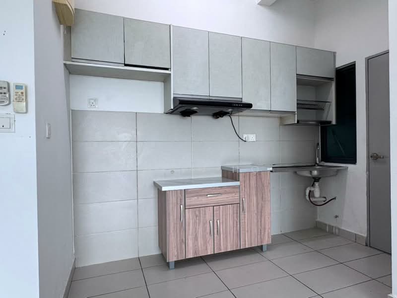 Service Residence for Rent at Almyra Residences - Valyn Ho - Kitchen - PropertyGuru.com.my