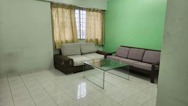 Apartment for Sale at Taman Pekaka Block 31 - Jeff Ooi - Living Room - PropertyGuru.com.my