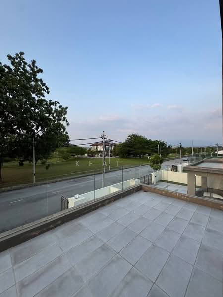 Untuk Disewa - Ixora