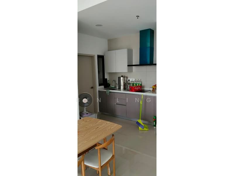 Service Residence for Sale at Residensi Ava @ Kiara Bay - Ben Ling - Kitchen - PropertyGuru.com.my