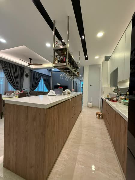Nusa Duta untuk Untuk Dijual - RM 2,000,000, Apr 2026 - Bar counter area - PropertyGuru.com.my