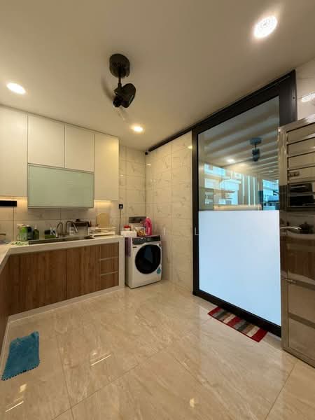 Nusa Duta untuk Untuk Dijual - RM 2,000,000, Apr 2026 - wet kitchen - PropertyGuru.com.my