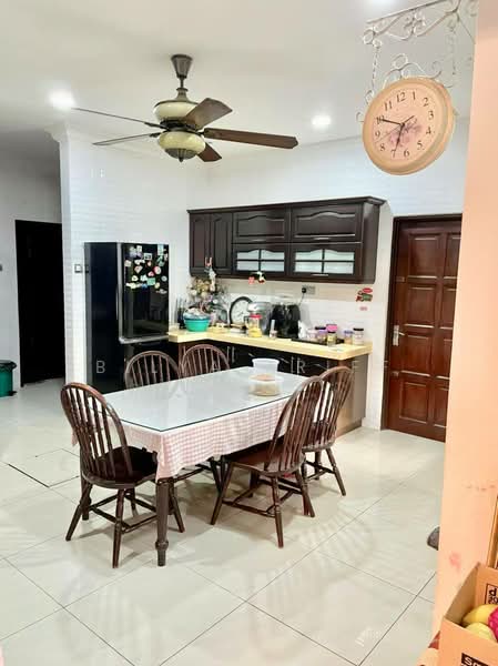 Semi-Detached House for Sale at Taman Impian Putra - BILYA ARIFF - Kitchen - PropertyGuru.com.my