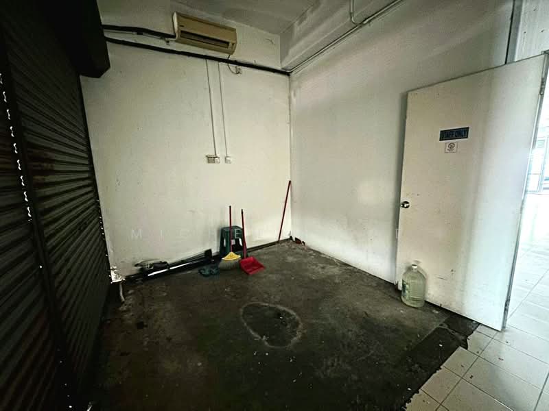 Shop / Office for Rent in Taman Pendamar Indah (Klang) - Michelle Tee - Interior - PropertyGuru.com.my