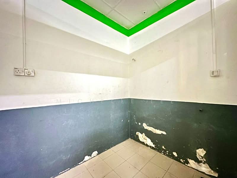 Shop / Office for Rent in Taman Pendamar Indah (Klang) - Michelle Tee - Interior - PropertyGuru.com.my