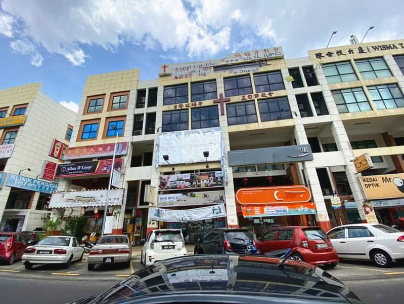 Shop / Office for Rent in Kepong (Kuala Lumpur) - Keanu Tan - Exterior - PropertyGuru.com.my