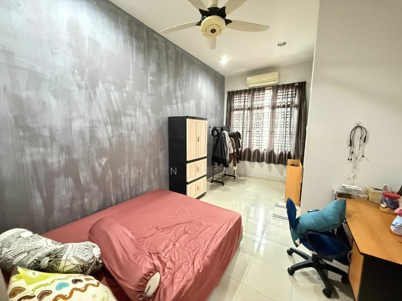 Taman Bukit Piatu Mutiara untuk Untuk Dijual - RM 528,000, Apr 2026 - Bedroom - PropertyGuru.com.my