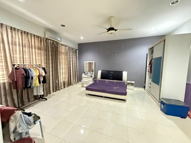 Taman Bukit Piatu Mutiara untuk Untuk Dijual - RM 528,000, Apr 2026 - Bedroom - PropertyGuru.com.my