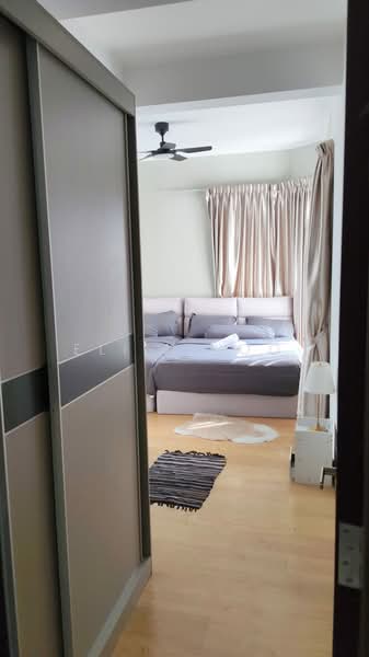 Condominium for Rent at Bay Laurel @ Country Garden Danga Bay - Eliin Loo - Bedroom - PropertyGuru.com.my