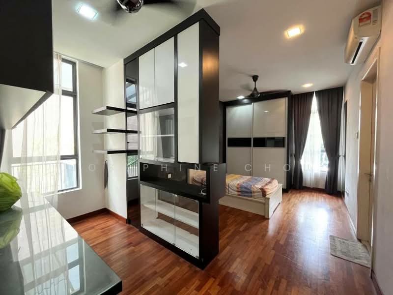 Bungalow for Sale in Glenmarie (Selangor) - Josephine Chou - Bedroom - PropertyGuru.com.my