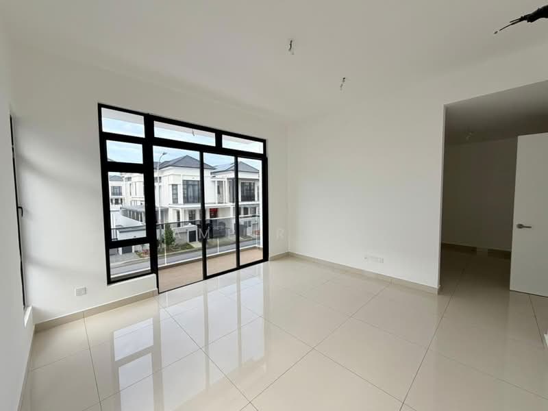 Semi-Detached House for Sale in Setia Tropika (Johor Bahru) - Amber Ma - Living Room - PropertyGuru.com.my