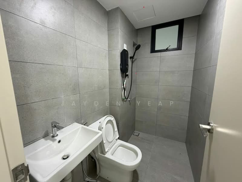 Service Residence for Rent at Vivo Executive Apartment - Jayden Yeap - Bathroom - PropertyGuru.com.my