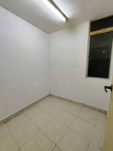 For Rent - Taman Nusa Bestari