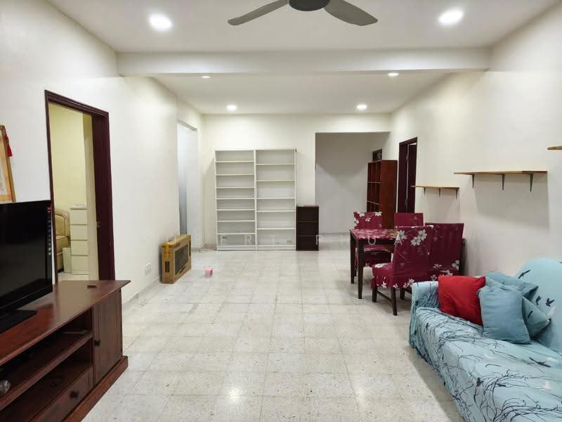 Pangsapuri untuk Disewa di Supreme Apartment - Robert Phua - Living Room - PropertyGuru.com.my