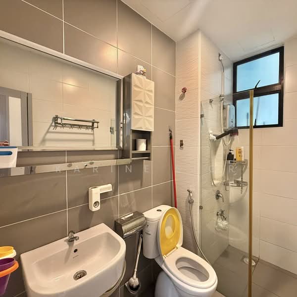The Platino Serviced Apartment untuk Untuk Dijual - RM 750,000, Apr 2026 - Bathroom - PropertyGuru.com.my