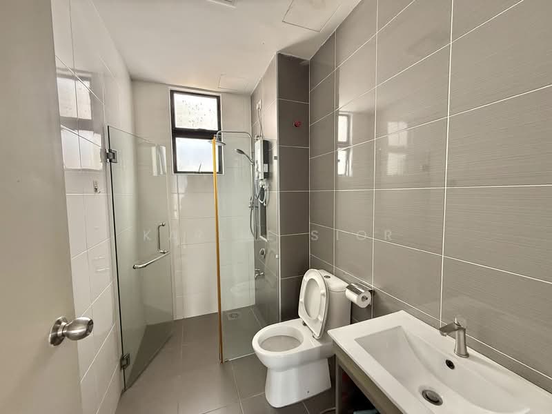 Service Residence for Rent at The Platino Serviced Apartment - Karine Sior - Bathroom - PropertyGuru.com.my