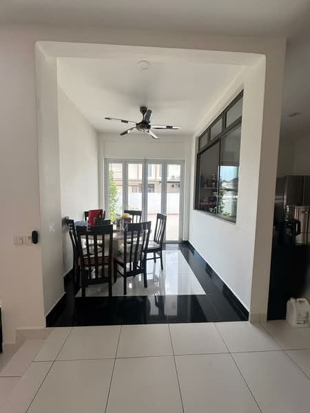 Cluster House for Sale in Setia Tropika (Johor Bahru) - Kee Mui Ling - Dining Room - PropertyGuru.com.my