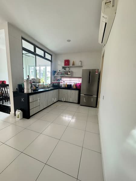 Cluster House for Sale in Setia Tropika (Johor Bahru) - Kee Mui Ling - Dry Kitchen - PropertyGuru.com.my